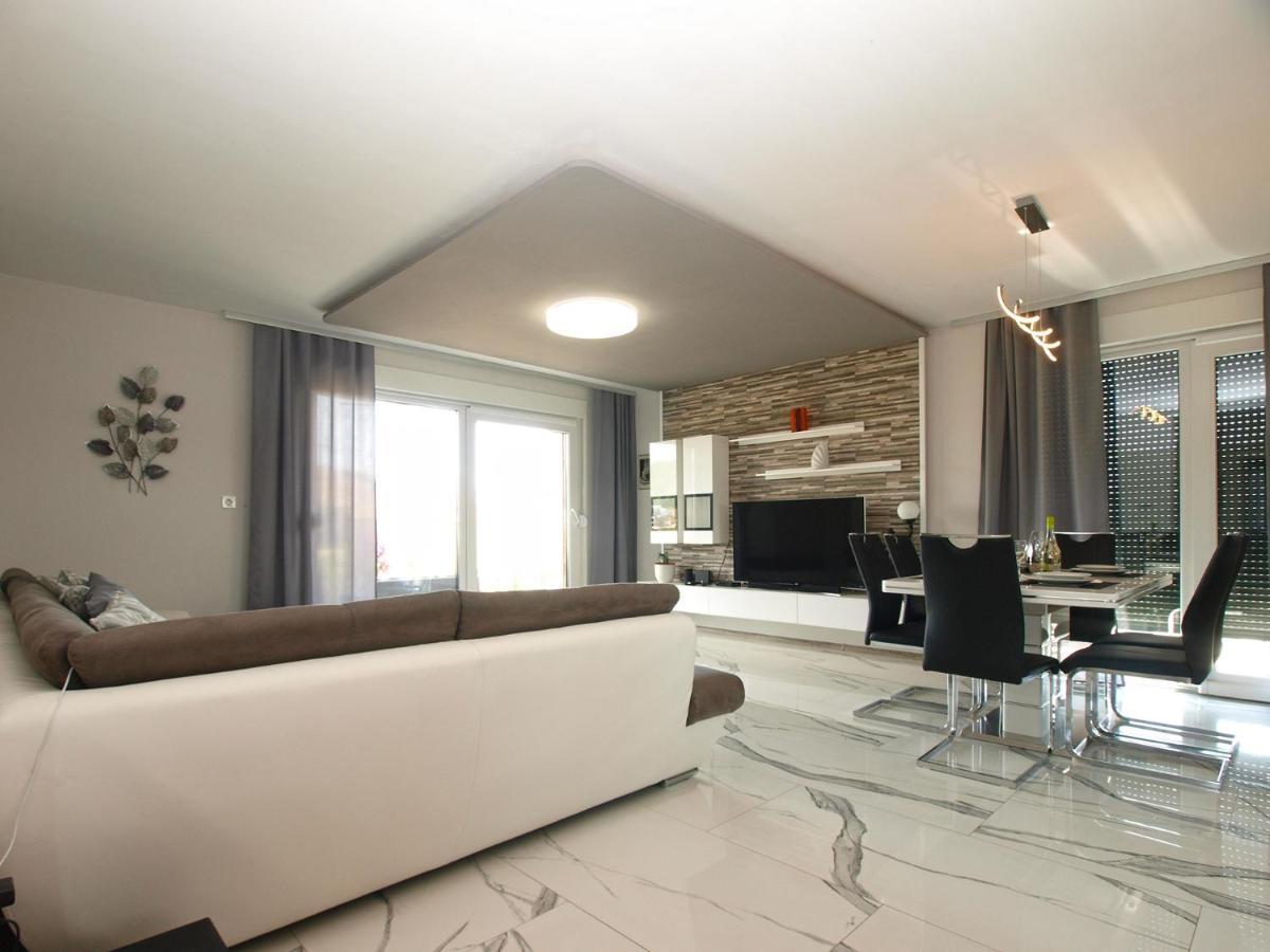 Villa Monteci 2052 Galizana Екстер'єр фото