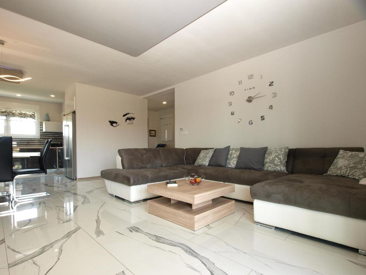 Villa Monteci 2052 Galizana Екстер'єр фото